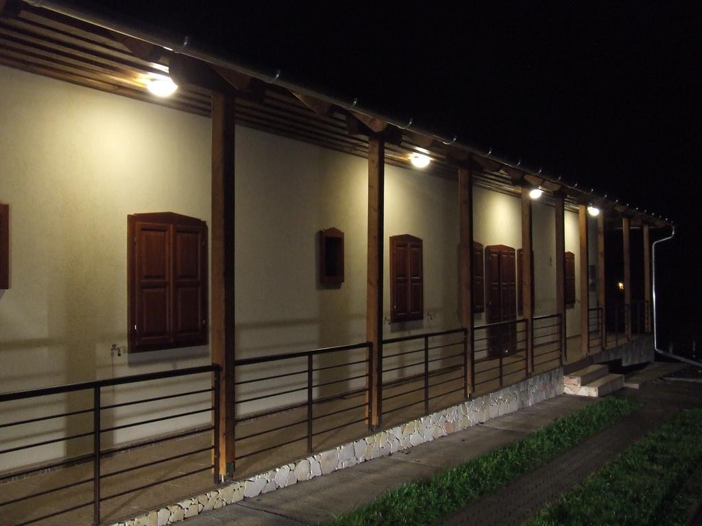 Öreg Somfa Vendégház Uppony Exterior foto
